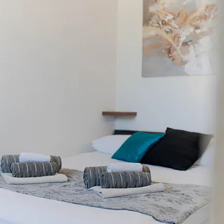 Penthouse Nevena *