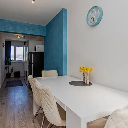 Apartment Penthouse Nevena Split