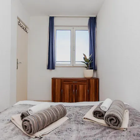Penthouse Nevena *